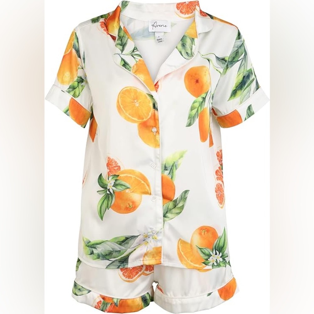NWT Averie Oranges Pajama Set Size Small